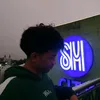 russel_hndsm1