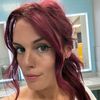 hollycasteel0