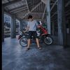 zhally5