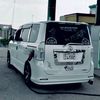 khadarr008