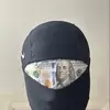 makes2him