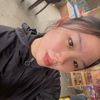 钟依玲.