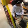 mon________09