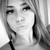 0elliemay8