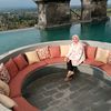 nuratika2424