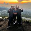 jay_trekking0