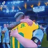 messi___________neymar