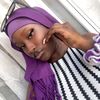 uneblackwomanivoiroseneg