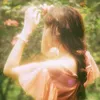 layla.hide
