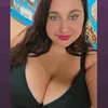 nenahgomez27