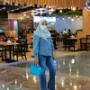 nellysari73