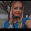 hollywassink12