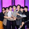 Bts_performs