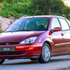 fordfocus2001ghia2.016v