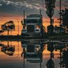 kenworth_and_peterbilts