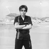 chí hoành, Official