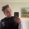 <3