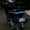 finds_it