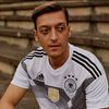 mesutozil9394