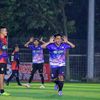 gelandang..serang
