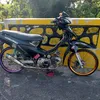 karisma_hitam03