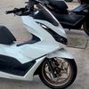 Pcxคันสีขาวๆอะ