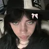 mary_lands