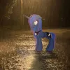 ︎