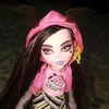 ariana72936_