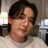 leigh_adah09