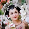 ernia_makeup