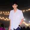 y_zj7