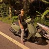 user931770083749