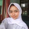 nadyafarhadina4