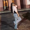 rhillary19_