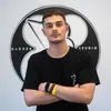 Mik3_barber