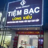 Tiệm Bạc Long Kiều