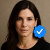 Sandra Bullock ✓