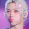 ji_holovesfelix