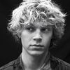 evan_peters_gf1