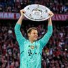 1.neuer.goat