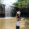 សុីម ស្រីអិត