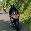 v2menyala