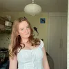 talkstoomuch_girl