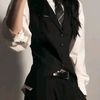 amelia.putri4222