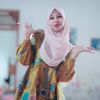 bu.guru_latifah