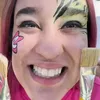 lah_que_ama_os_rosa1