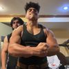 jeremy_lifts_