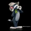 Tom$@