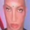 QUEENIE QUEEFED